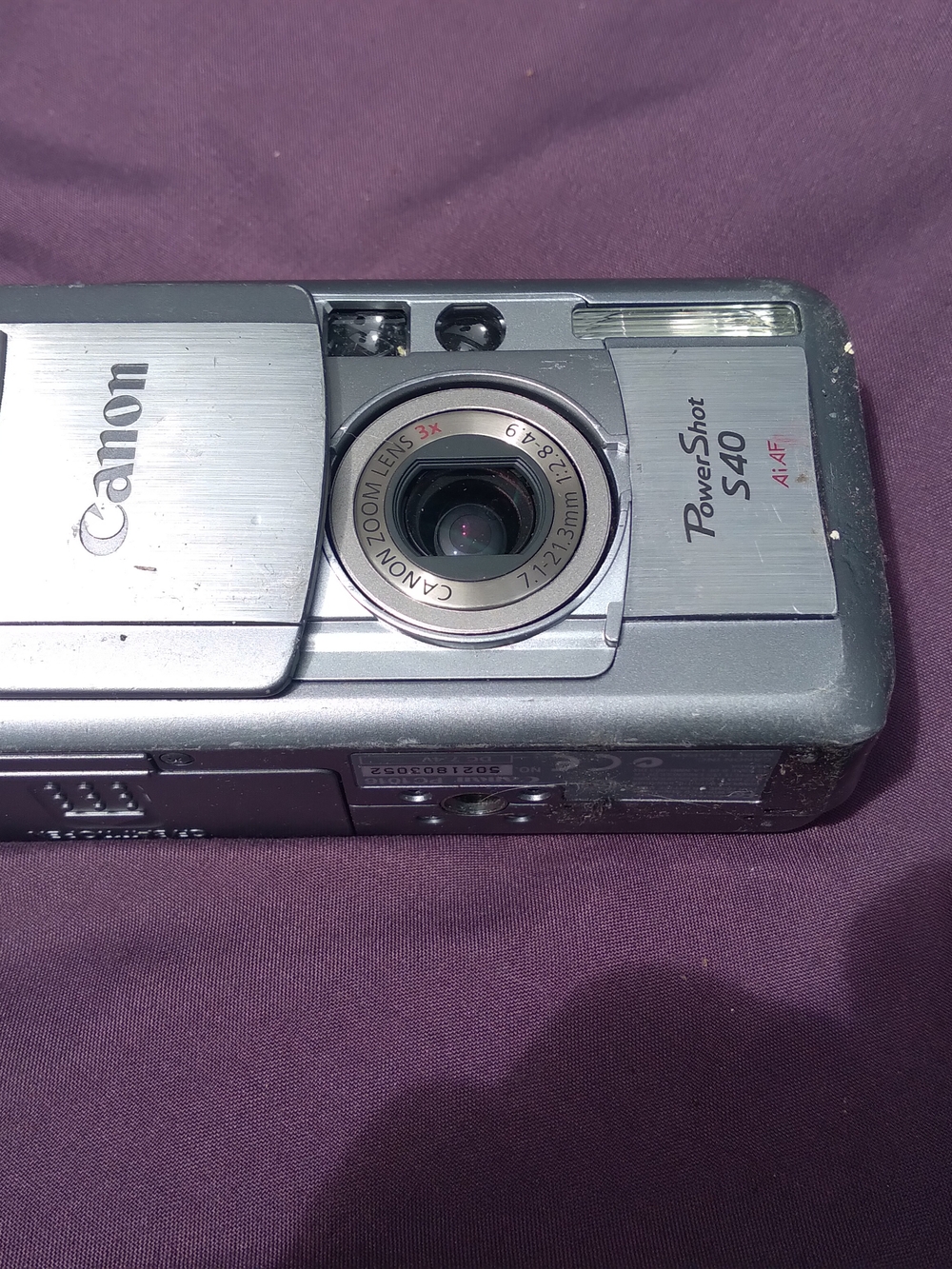 Canon Silver Compact Digital Camera PowerShot S40 Style